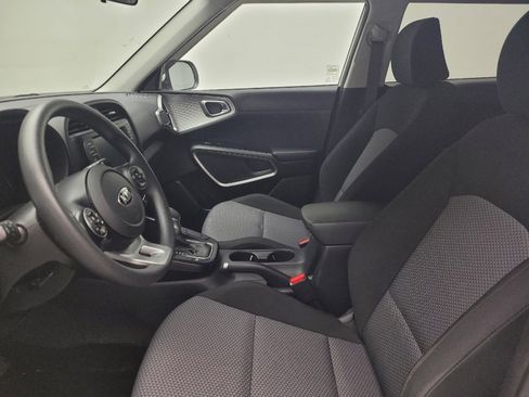 Used 2021 Kia Soul LX FWD image 17