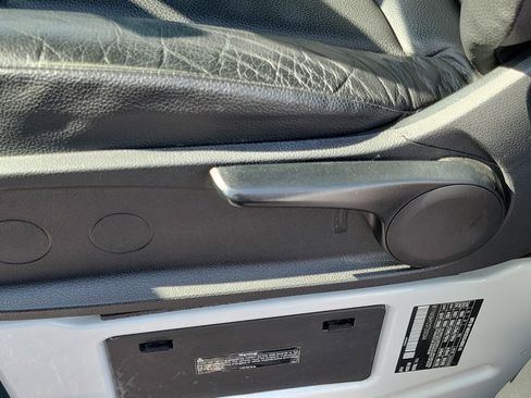 Used 2025 Mercedes-Benz Sprinter 2500 image 22