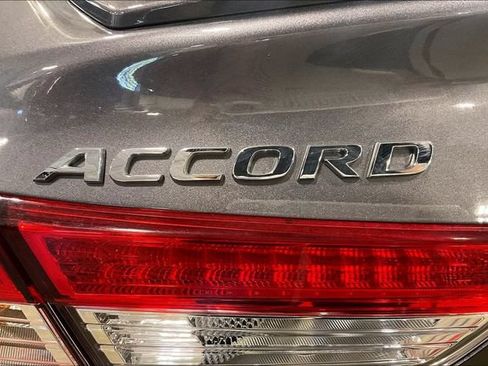 Used 2020 Honda Accord Sport image 8