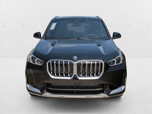 New 2025 BMW X1 xDrive28i w/ Convenience Package image 6