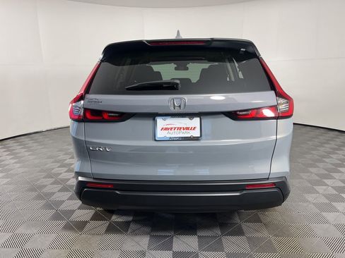 Certified 2025 Honda CR-V EX image 4