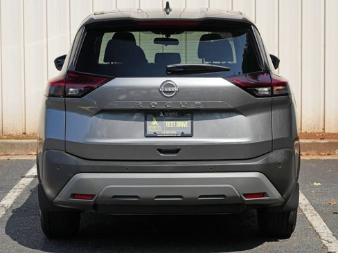 Used 2022 Nissan Rogue S FWD image 41
