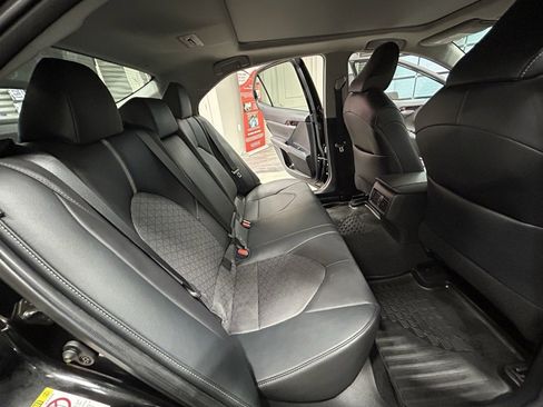 Used 2019 Toyota Camry XSE image 44