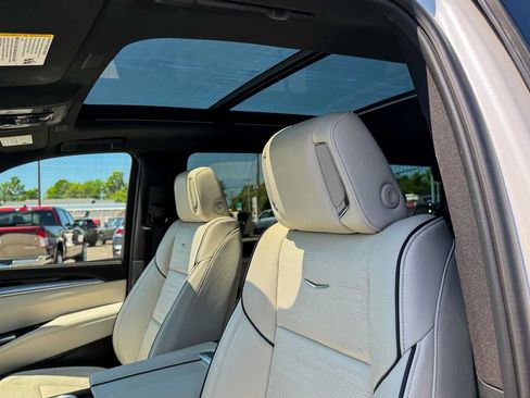 Used 2025 Cadillac Escalade Sport w/ LPO, ONYX Package AWD/4WD image 15