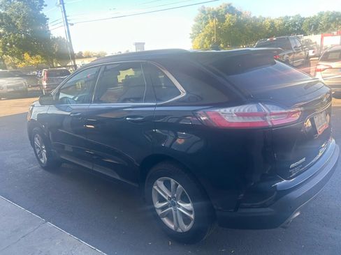 Used 2020 Ford Edge SEL image 29