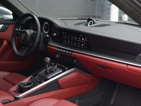 Used 2023 Porsche 911 Carrera GTS RWD image 29