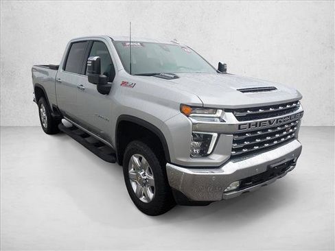 Used 2022 Chevrolet Silverado 2500 LTZ w/ LTZ Premium Package image 3