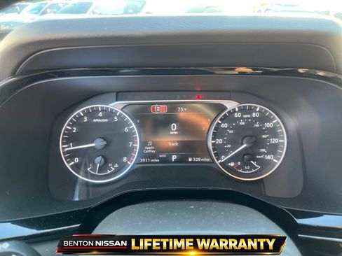 Used 2026 Nissan Pathfinder SV AWD/4WD image 13