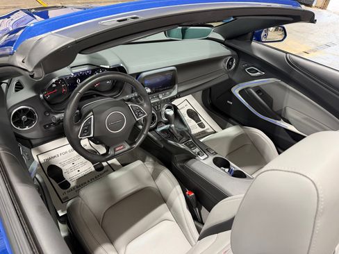 Used 2023 Chevrolet Camaro SS RWD image 16