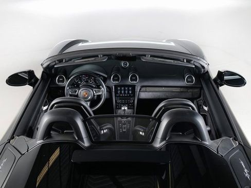 Certified 2021 Porsche 718 Boxster Spyder image 14