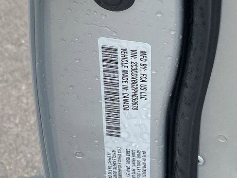 Used 2023 Dodge Charger SXT RWD image 28