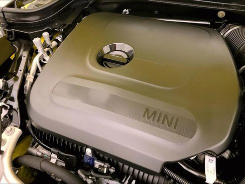 Certified 2025 MINI Cooper S image 31