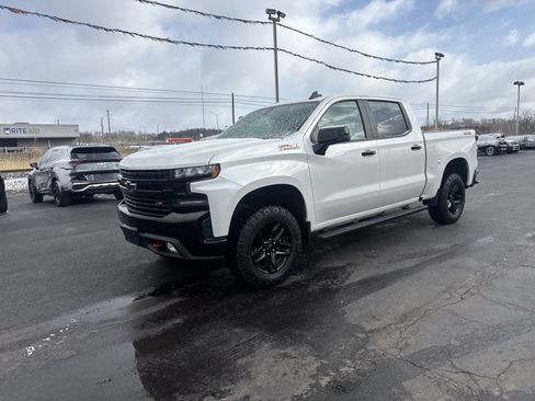 Used 2020 Chevrolet Silverado 1500 LT Trail Boss image 8