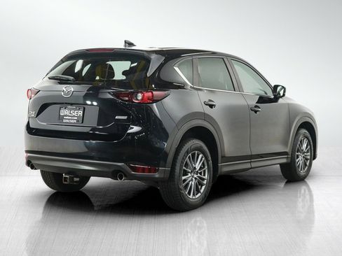 Used 2017 MAZDA CX-5 Touring w/ Preferred Equipment Package AWD/4WD image 4