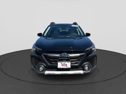 Certified 2025 Subaru Outback Limited image 3