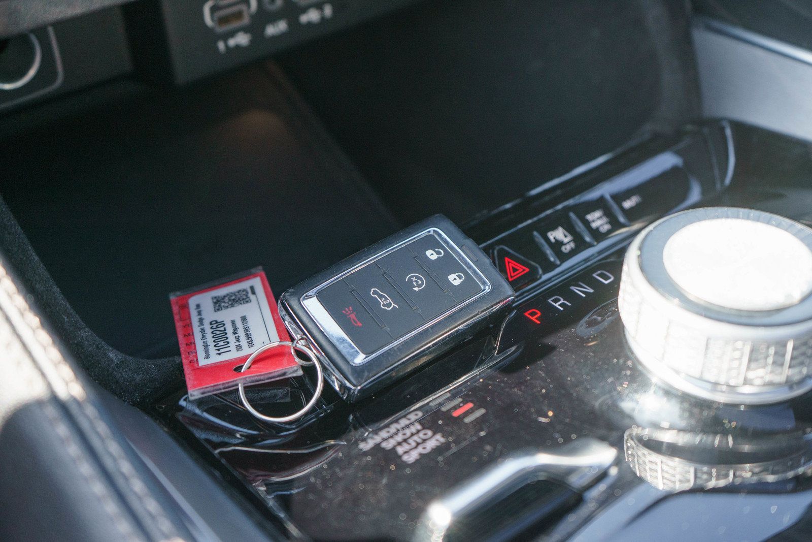 Used 2024 Jeep Wagoneer Series II AWD/4WD image 29