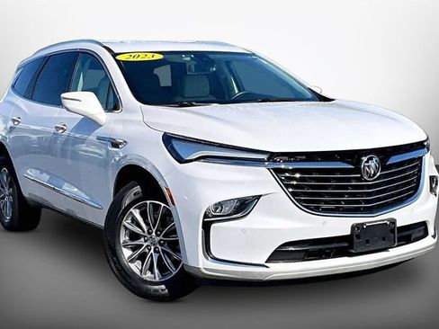 Used 2023 Buick Enclave Essence AWD/4WD image 10