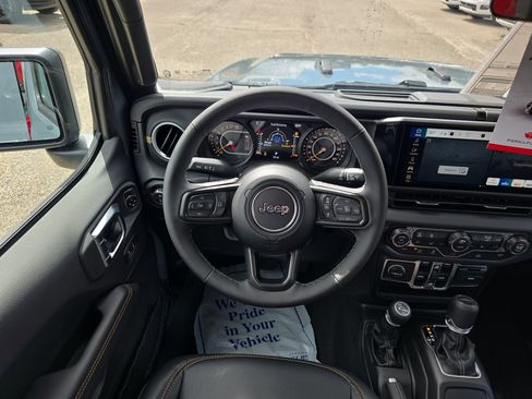 New 2026 Jeep Gladiator Sport image 14