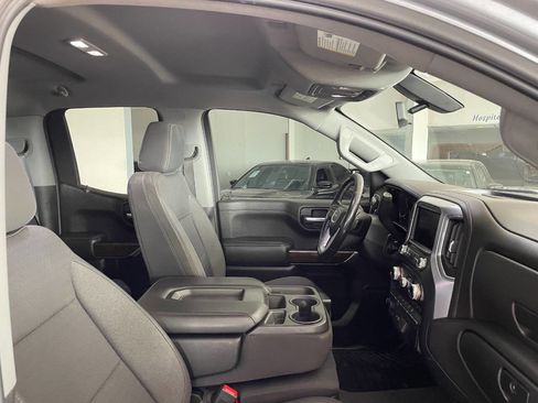 Used 2020 GMC Sierra 1500 SLE w/ SLE Value Package image 27