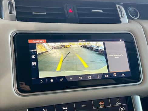 Used 2021 Land Rover Range Rover Sport HST image 21