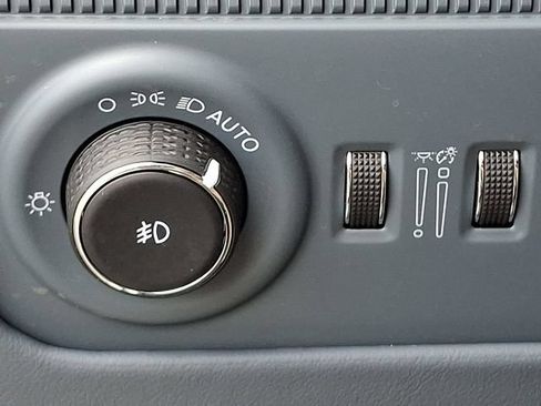 Used 2022 Jeep Grand Wagoneer Series III w/ Flexible Seating Group AWD/4WD image 23