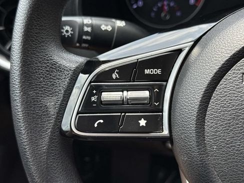 Used 2024 Kia Forte LXS w/ LXS Technology Package FWD image 23