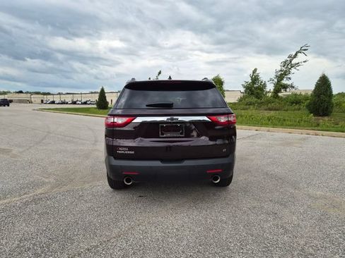 Used 2021 Chevrolet Traverse LT FWD image 7