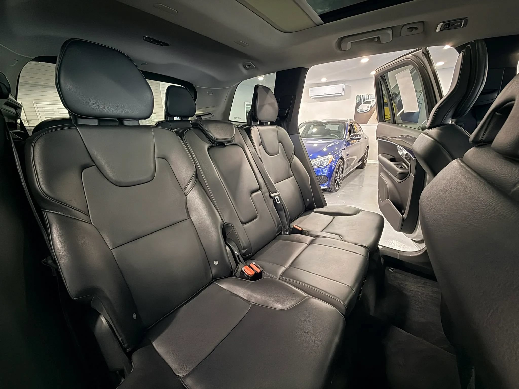Used 2019 Volvo XC90 T5 Momentum FWD image 18
