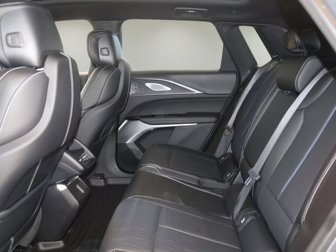 Certified 2023 Cadillac Lyriq 2WD image 13