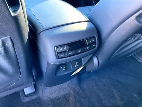 Used 2025 Hyundai Palisade Calligraphy image 29