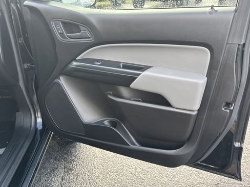 Used 2021 Chevrolet Colorado W/T w/ WT Convenience Package image 14