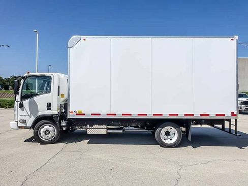 New 2025 Chevrolet Low Cab Forward RWD image 6