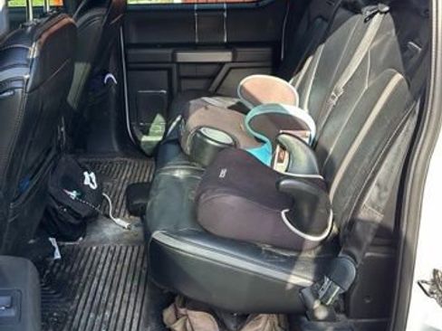 Used 2018 Ford F150 Platinum w/ Technology Package image 3