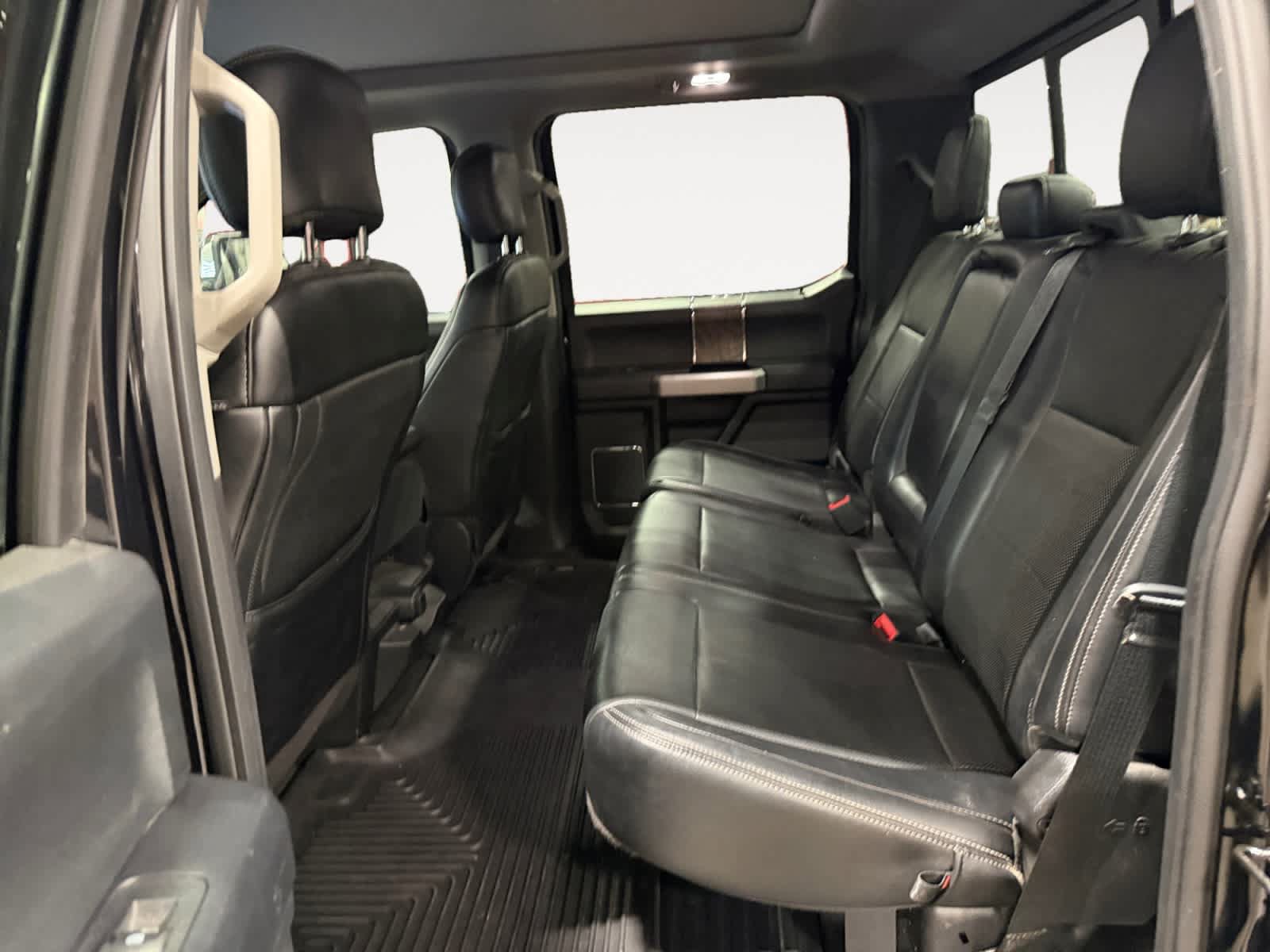 Used 2019 Ford F250 Lariat w/ Chrome Package AWD/4WD image 14