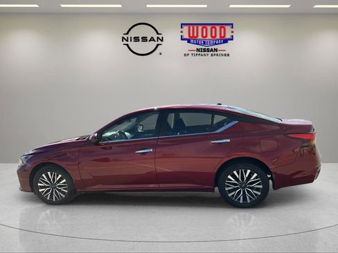 Certified 2023 Nissan Altima 2.5 SV AWD/4WD image 5