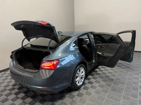 Used 2020 Chevrolet Malibu LT FWD image 28