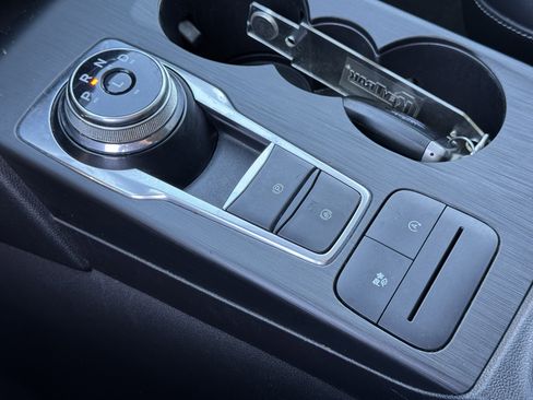 Used 2020 Ford Escape SEL image 31