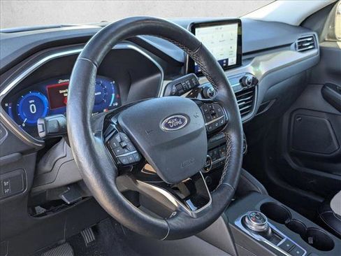 Used 2021 Ford Escape Titanium w/ Titanium Elite Package image 10