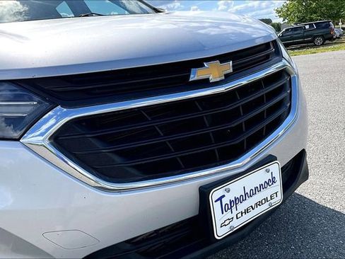 Used 2020 Chevrolet Equinox LS w/ LS Convenience Package FWD image 28