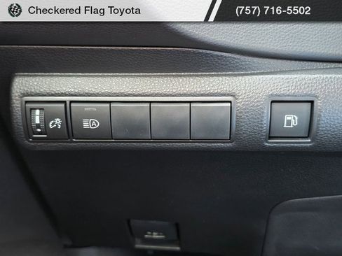 Used 2026 Toyota Corolla LE image 11