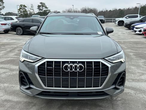 Certified 2025 Audi Q3 2.0T Premium w/ Convenience Package AWD/4WD image 2