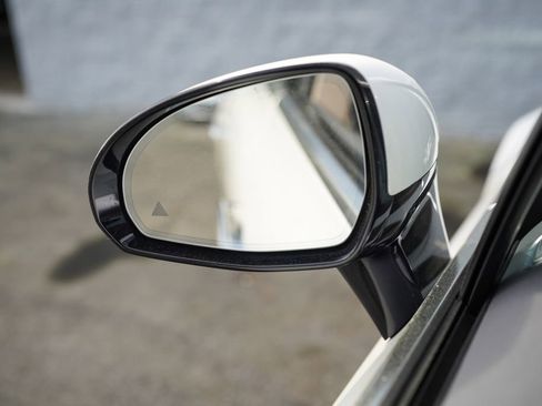 Used 2023 Mercedes-Benz EQS 450+ Sedan image 36