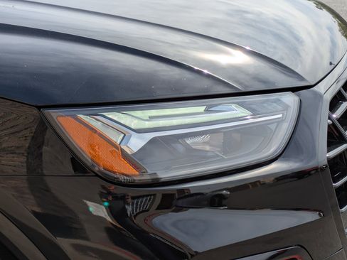 Used 2021 Audi Q5 Premium Plus image 10