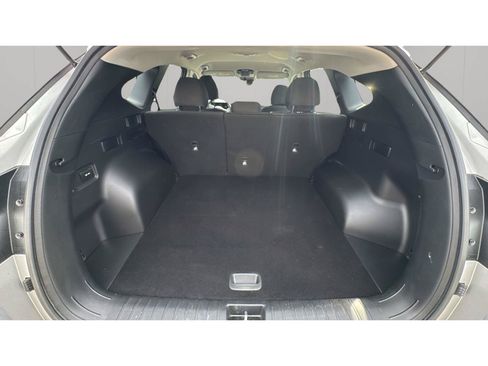 Used 2025 Hyundai Tucson SE FWD image 12