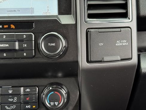 Used 2019 Ford F150 XLT w/ Equipment Group 302A Luxury AWD/4WD image 19