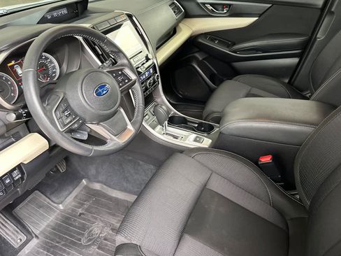 Used 2021 Subaru Ascent Premium w/ Convenience Package image 11