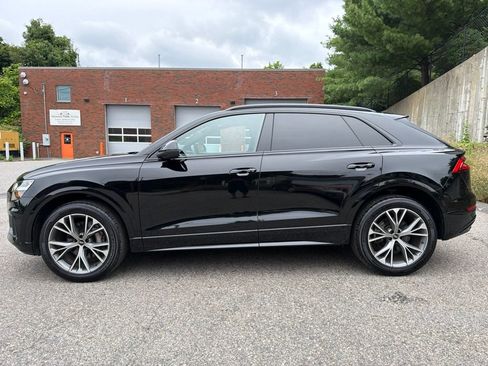 Used 2021 Audi Q8 Premium w/ Black Optic Package AWD/4WD image 3