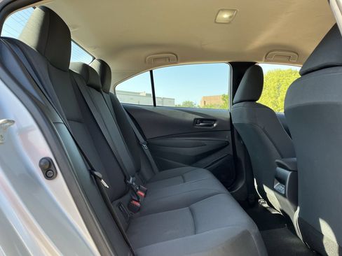Used 2025 Toyota Corolla LE FWD image 26