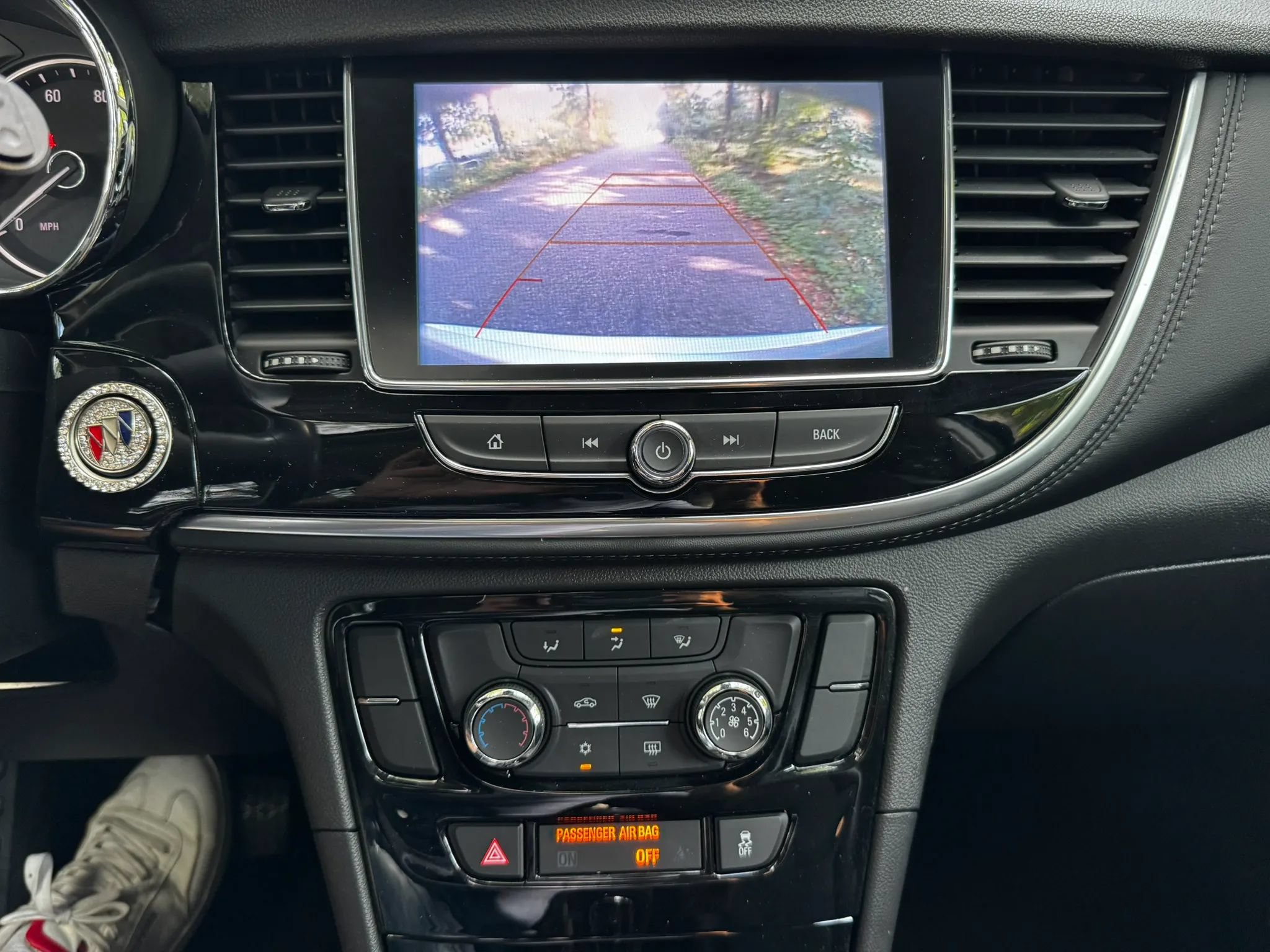 Used 2019 Buick Encore Sport Touring FWD image 18