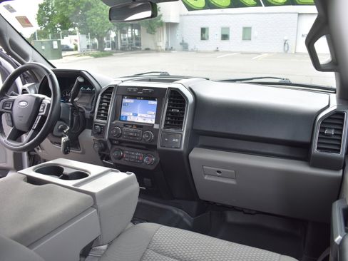 Used 2018 Ford F150 XLT w/ Equipment Group 302A Luxury image 27